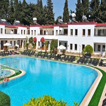 Cherry Apartments Тургутрейс Экстерьер фото