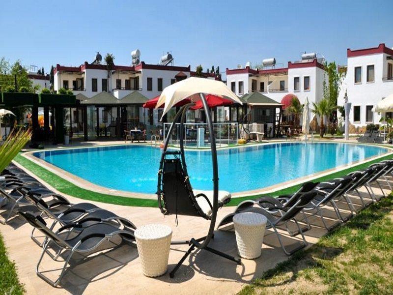 Cherry Apartments Тургутрейс Экстерьер фото
